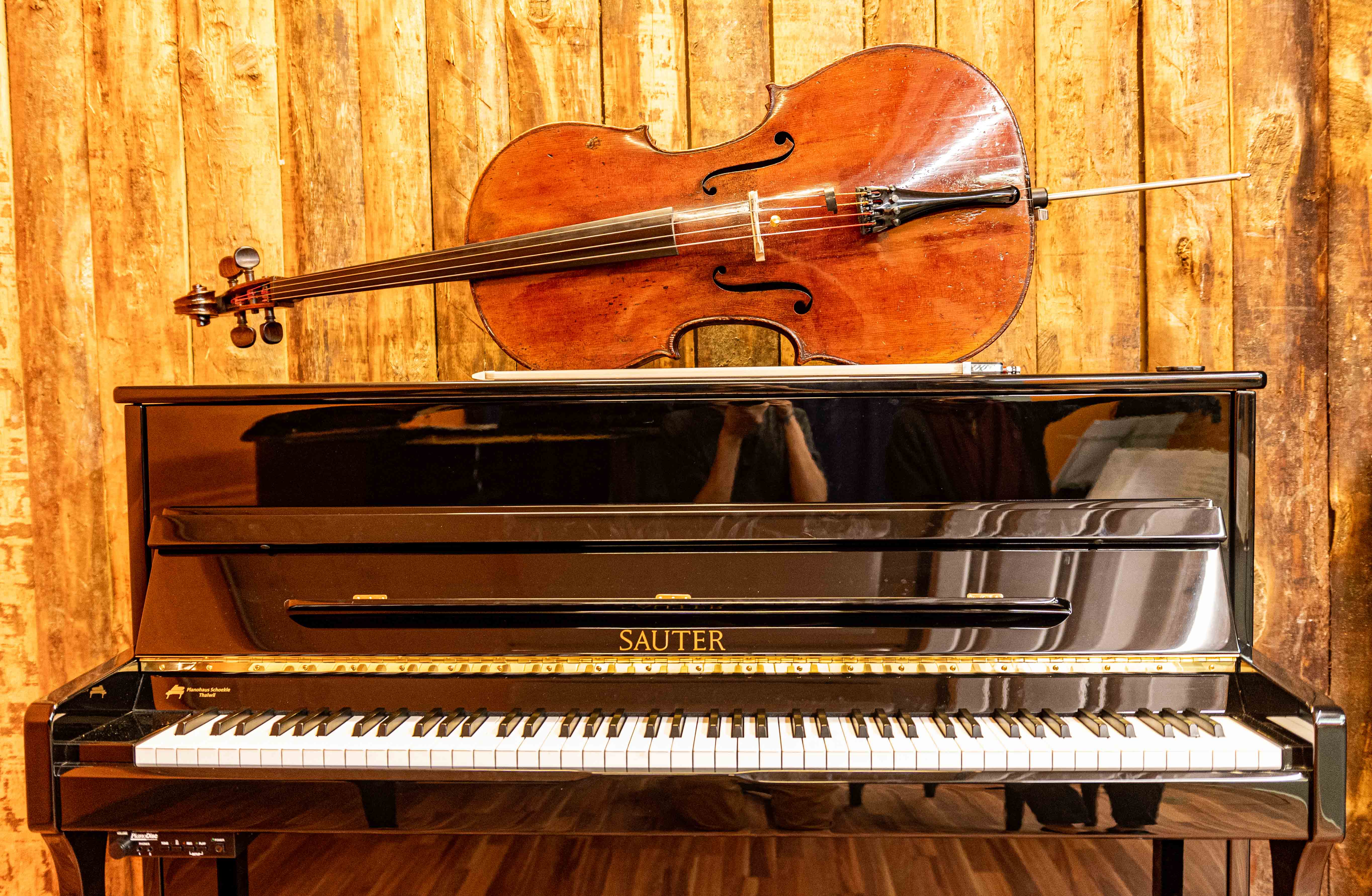 Krienser Industrie Konzerte Klavier