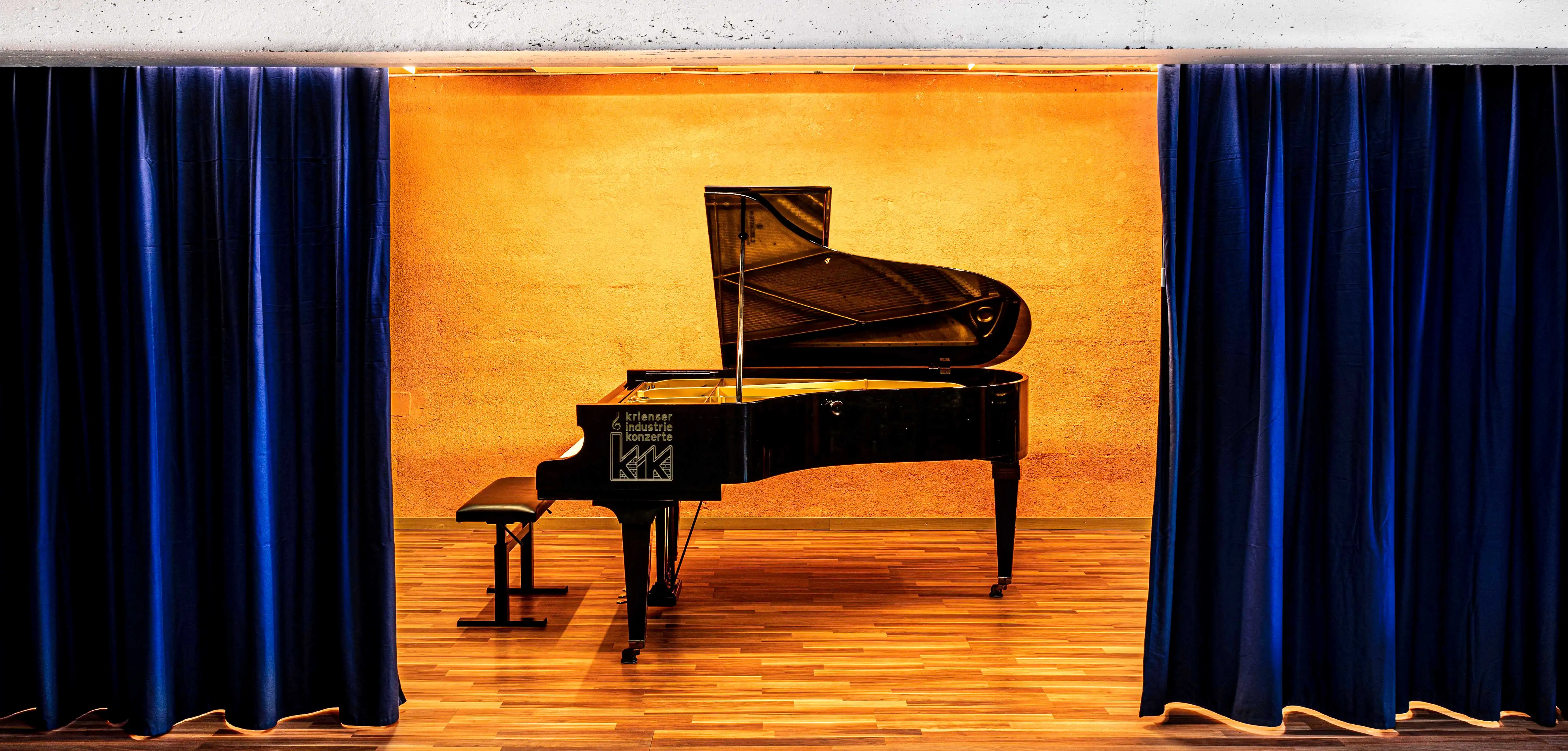 Krienser Industrie Konzerte Bühne